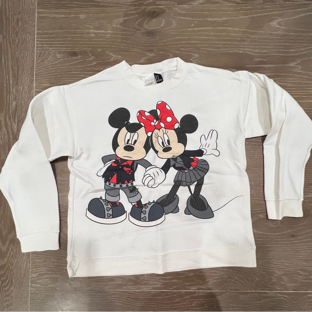 Forever 21 Minnie and Mickey Mouse Disney Crewneck Sweatshirt